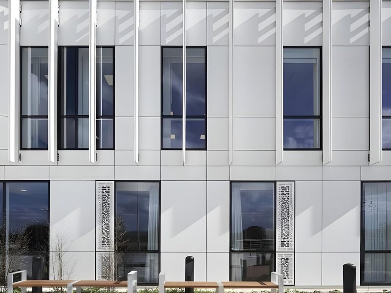 Brise-soleil